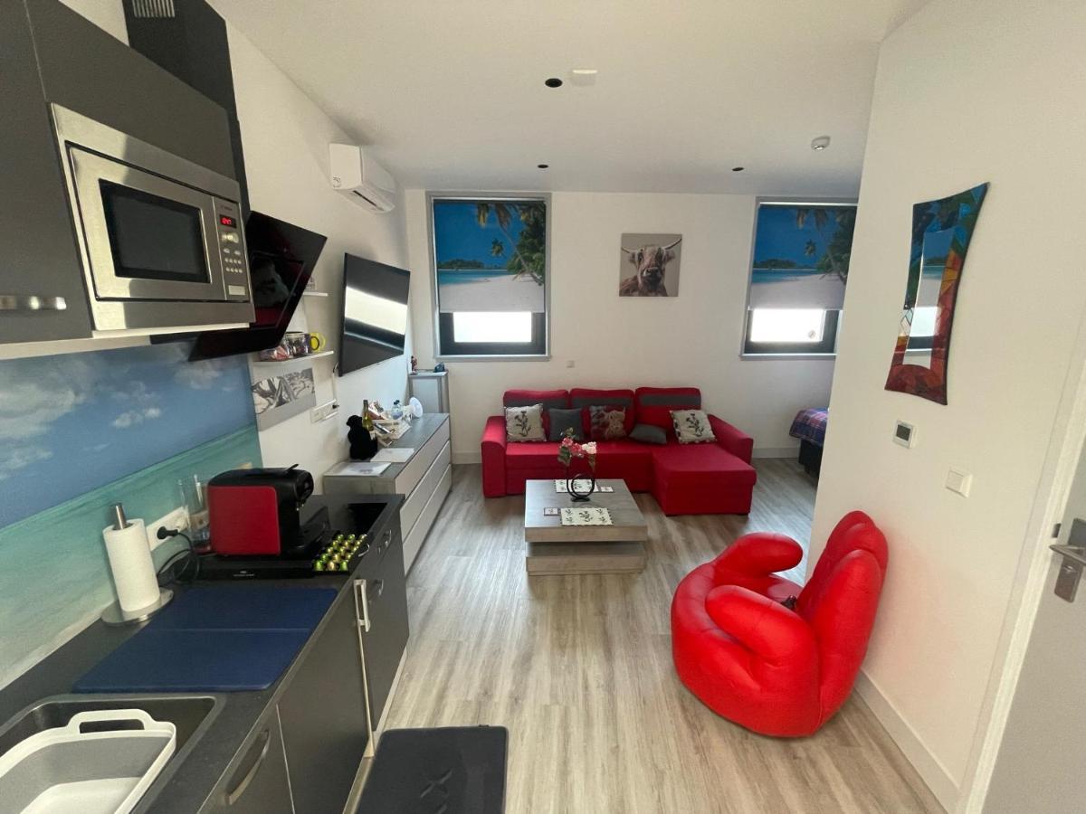 Scottish Thistle Apartment *