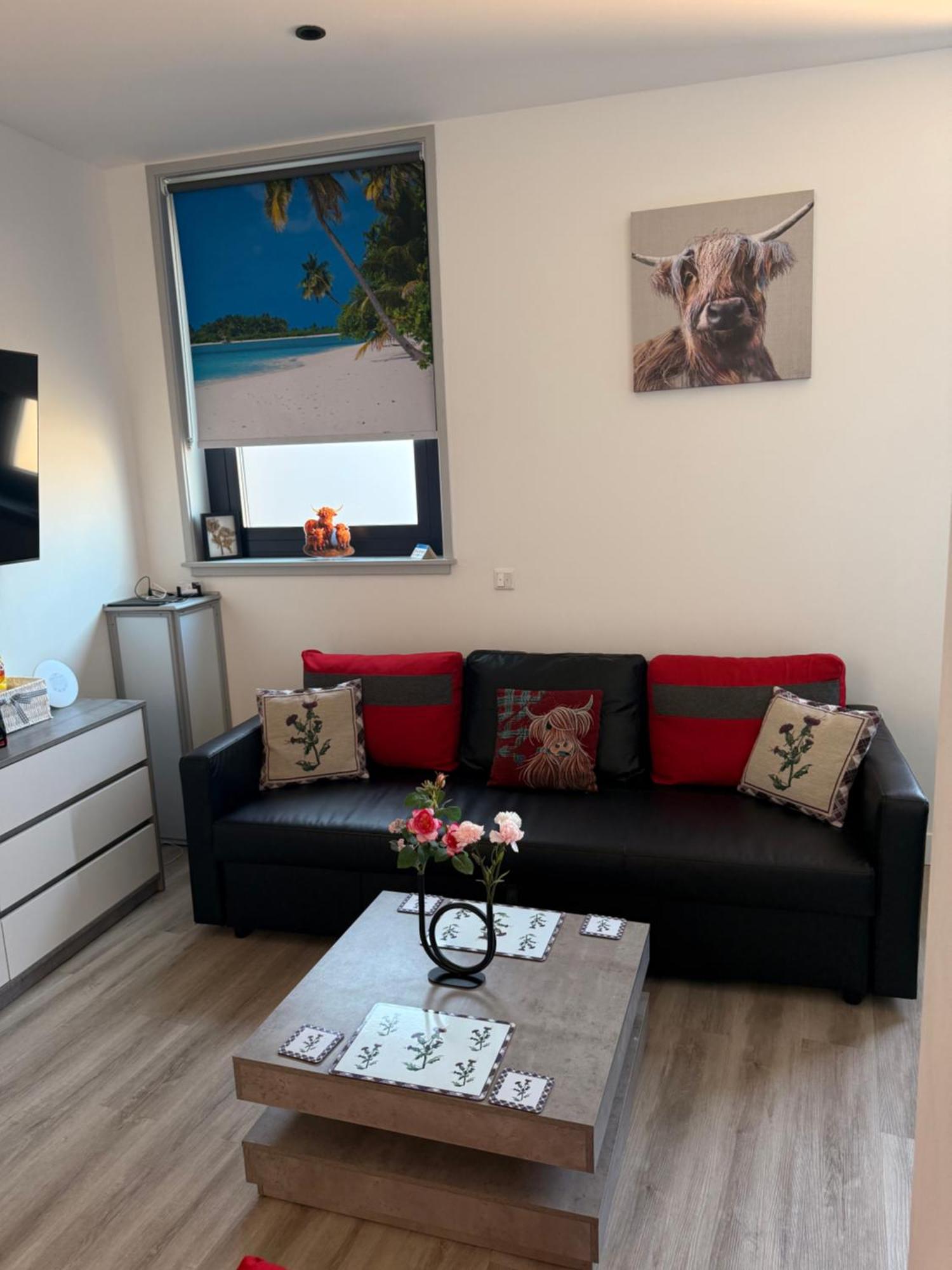 Apartment Scottish Thistle